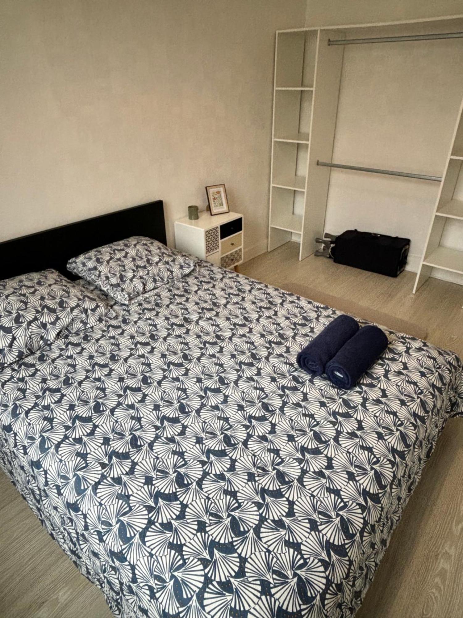Logement Calme + Stationnement Troyes Luaran gambar